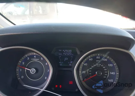 2011 Hyundai Elantra Limited (Ulsan Plant) from USA, damaged, VIN KMHDH4AE5BU099854